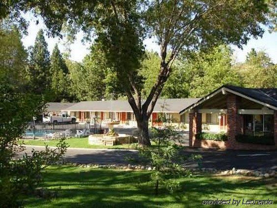 Paradise Inn Екстериор снимка