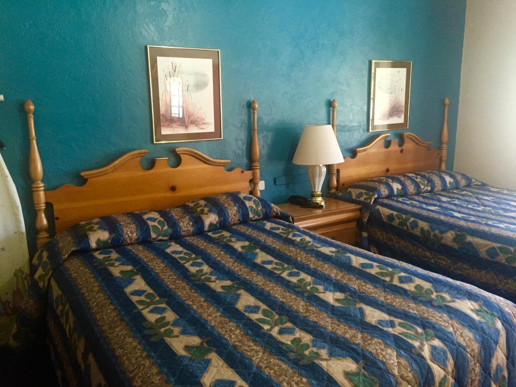 Paradise Inn Стая снимка
