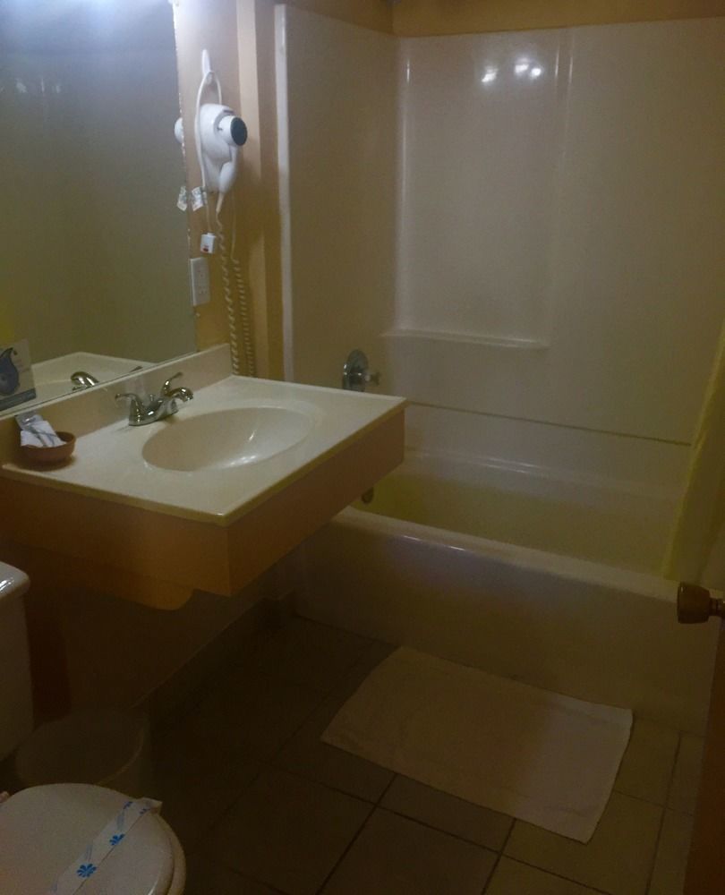 Paradise Inn Екстериор снимка